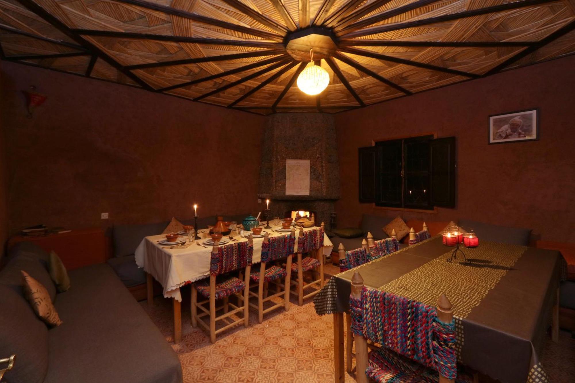 Gîte Ogog Tacheddirt Extérieur photo