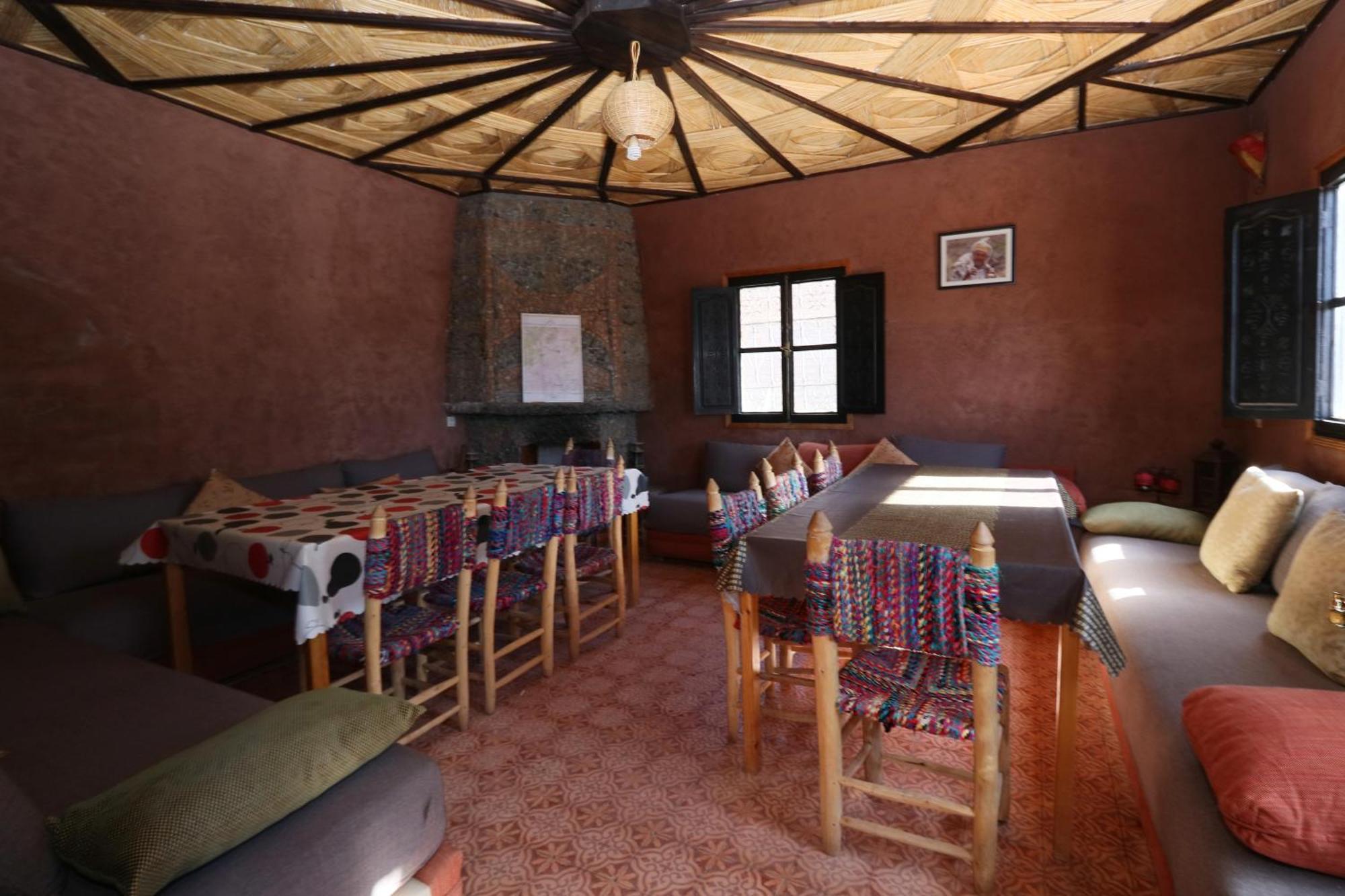 Gîte Ogog Tacheddirt Extérieur photo